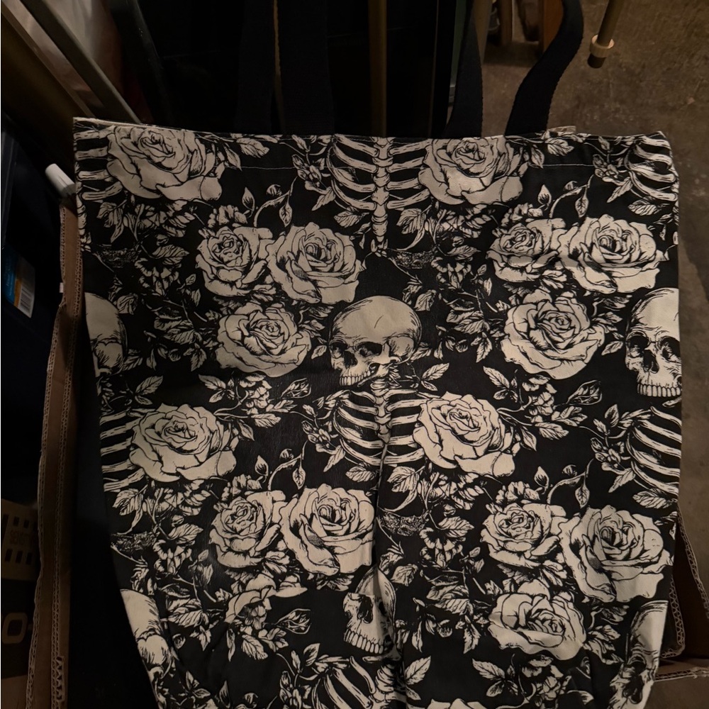 Black and White Skull & Roses Halloween style Tote Bag canvas 20x22”